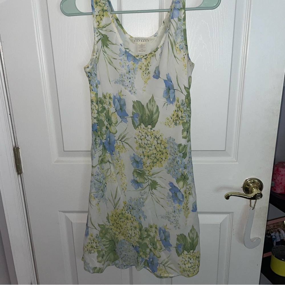 Flowy dress